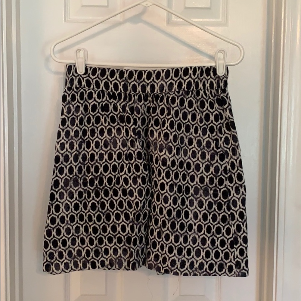 Elastic backed Loft Skirt